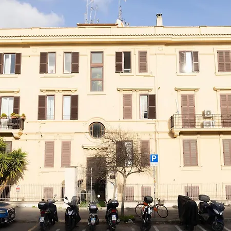 Suitedream Vatican Gæstehus 4*